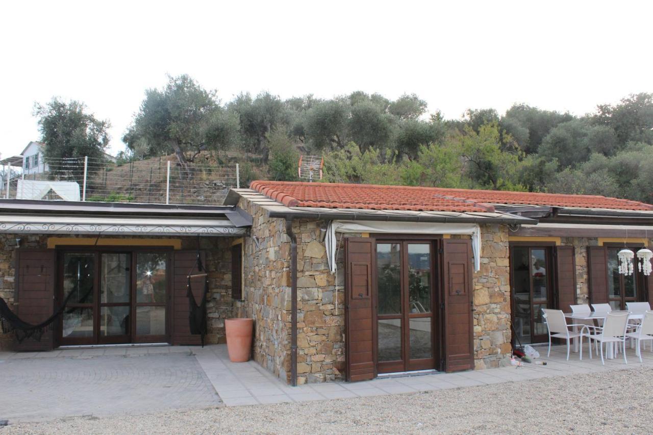 Villa Clicla - Pool, Sea,Hommock Swing And Laziness Imperia Esterno foto